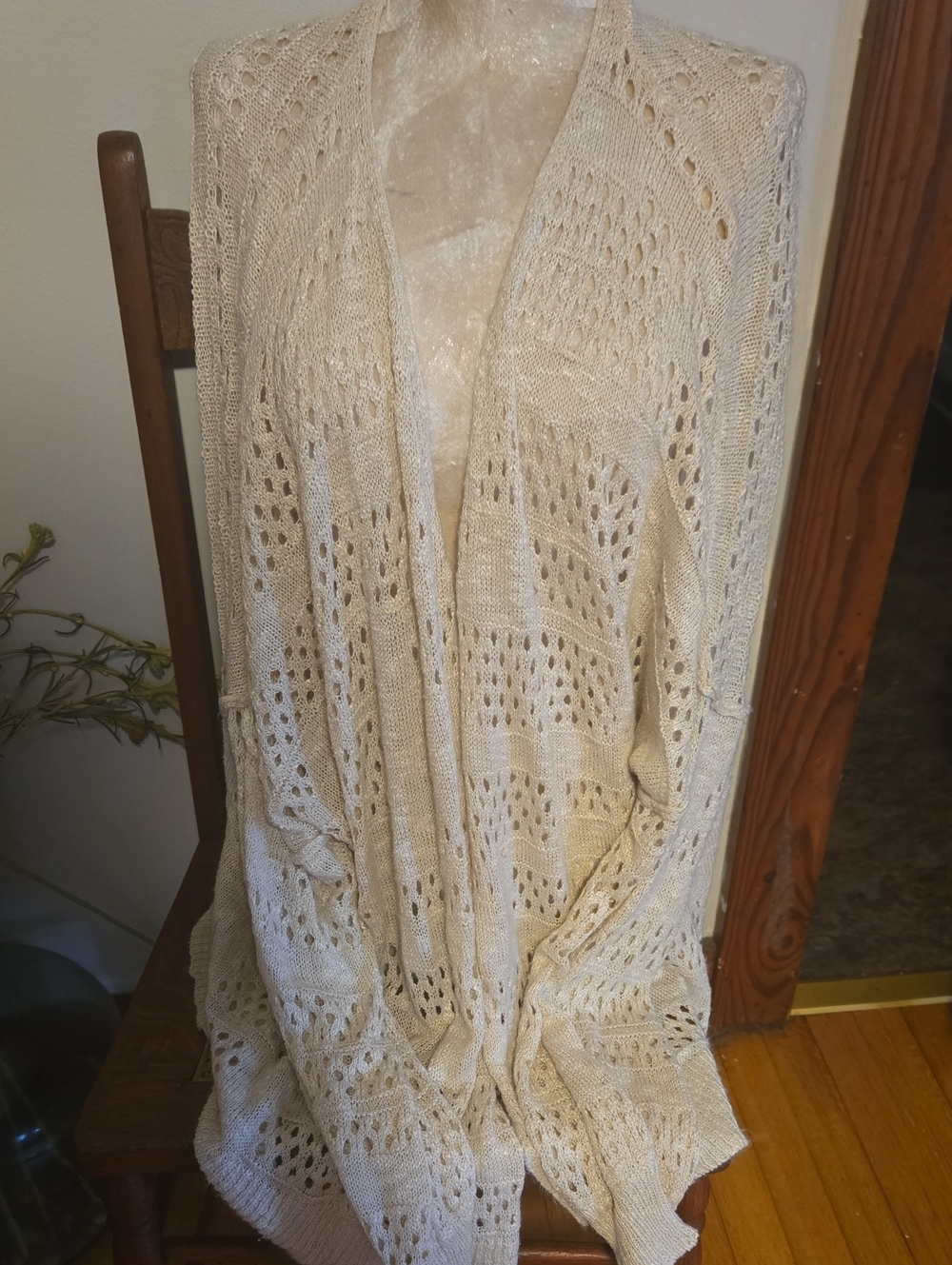 Open-Front Cream Knit Women's Cardigan with Eyelet Pattern Size Xl